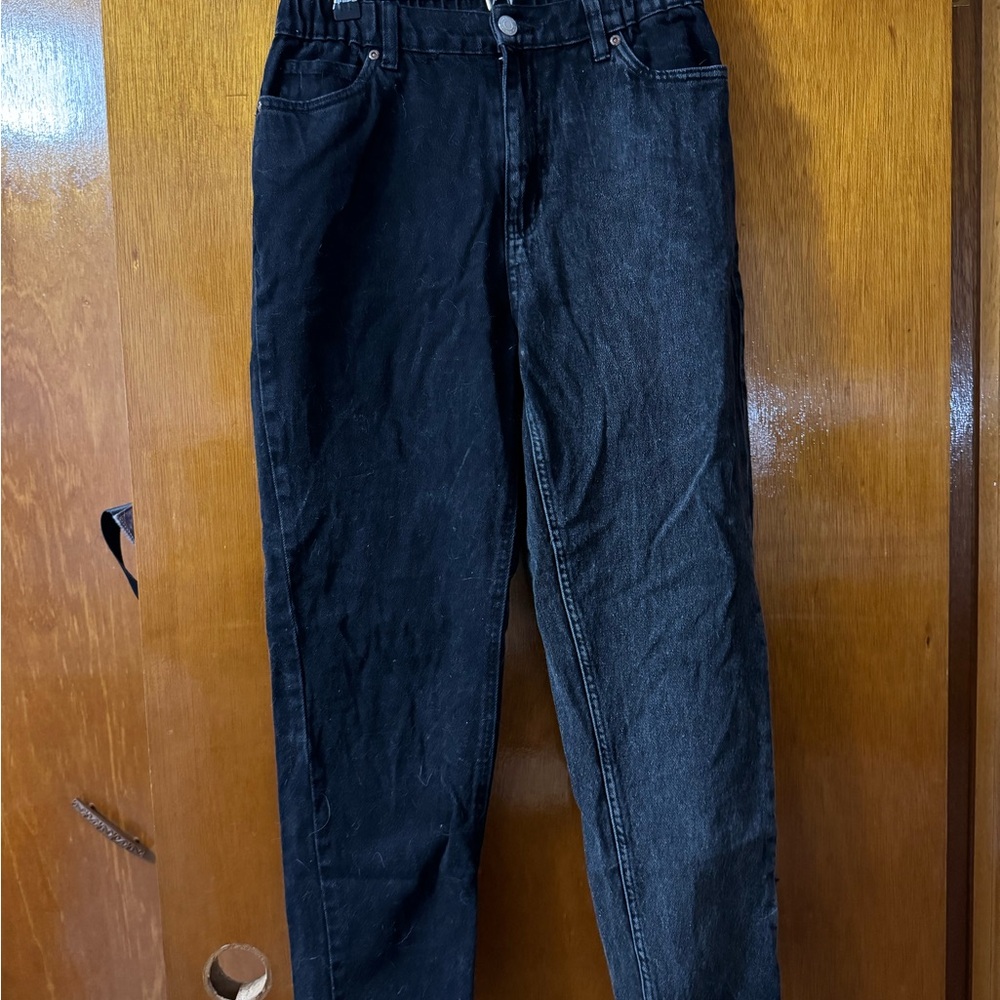 Split black/grey Bluenotes mom jeans